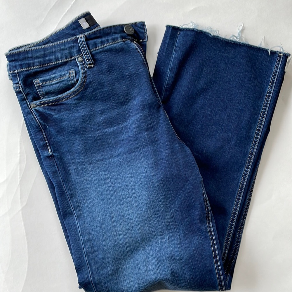 Kut from the Kloth Kelsey fab ab ankle flare size 10 high rise
